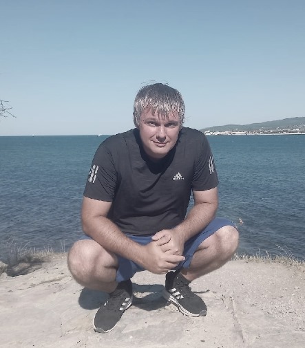 Водитель Андрей Иванов