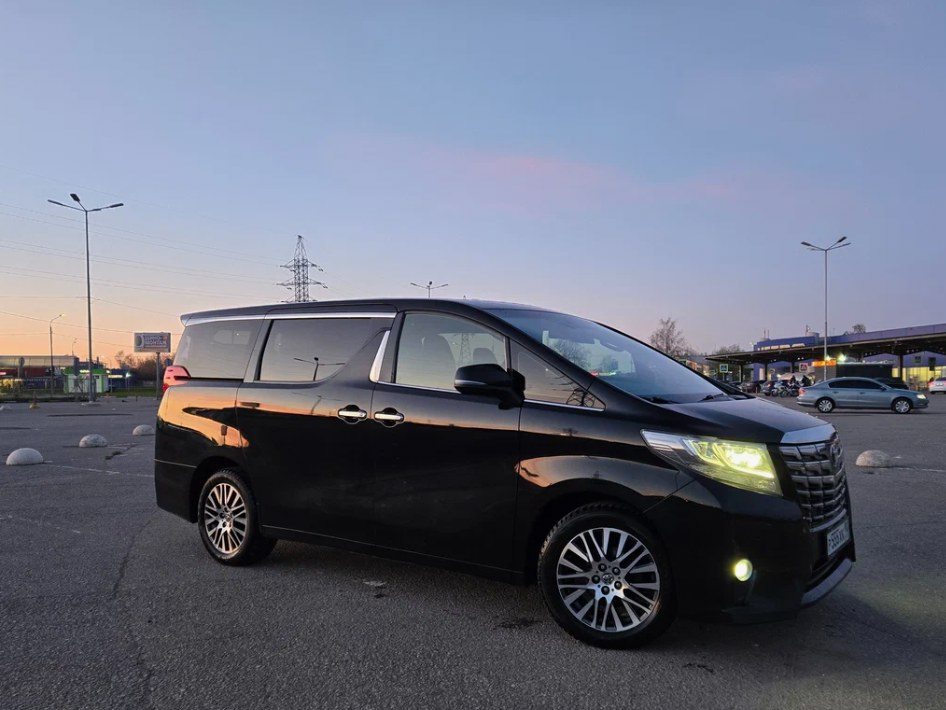 Автомобиль 2010 Toyota Alphard, поездка Краснодар — Москва