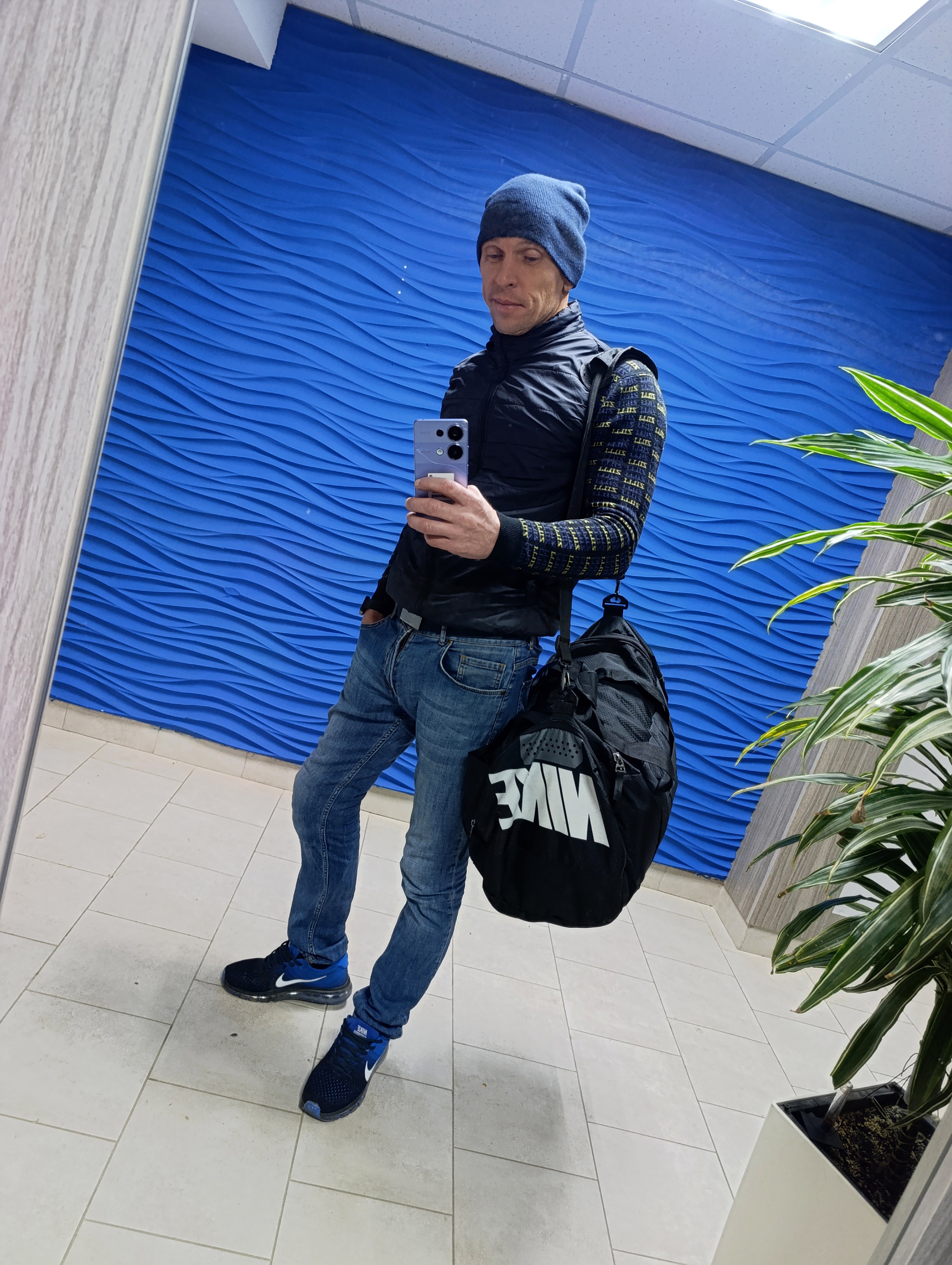 Водитель Владислав Джонсон